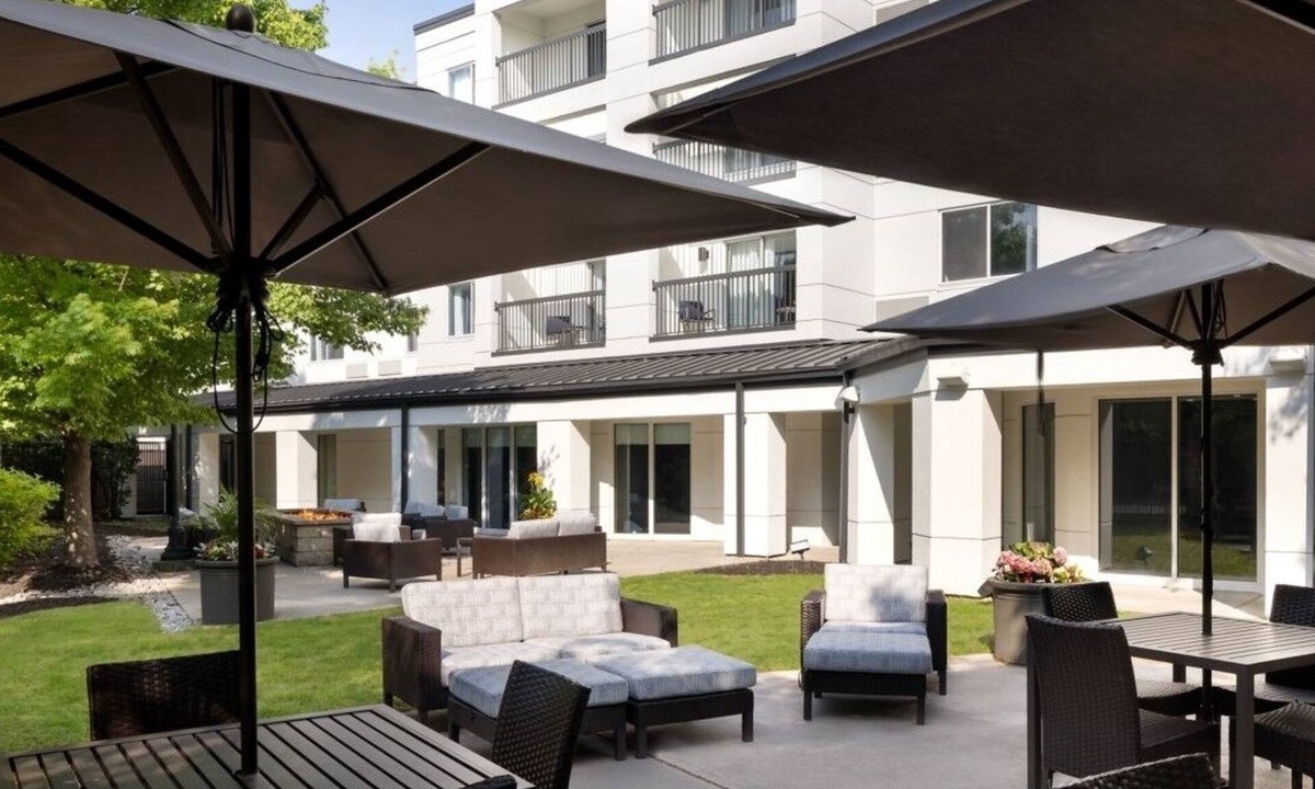 Hopelawn Hotel | Practical Room with 2 Queen Beds with Easy Access to Dining & Business Areas