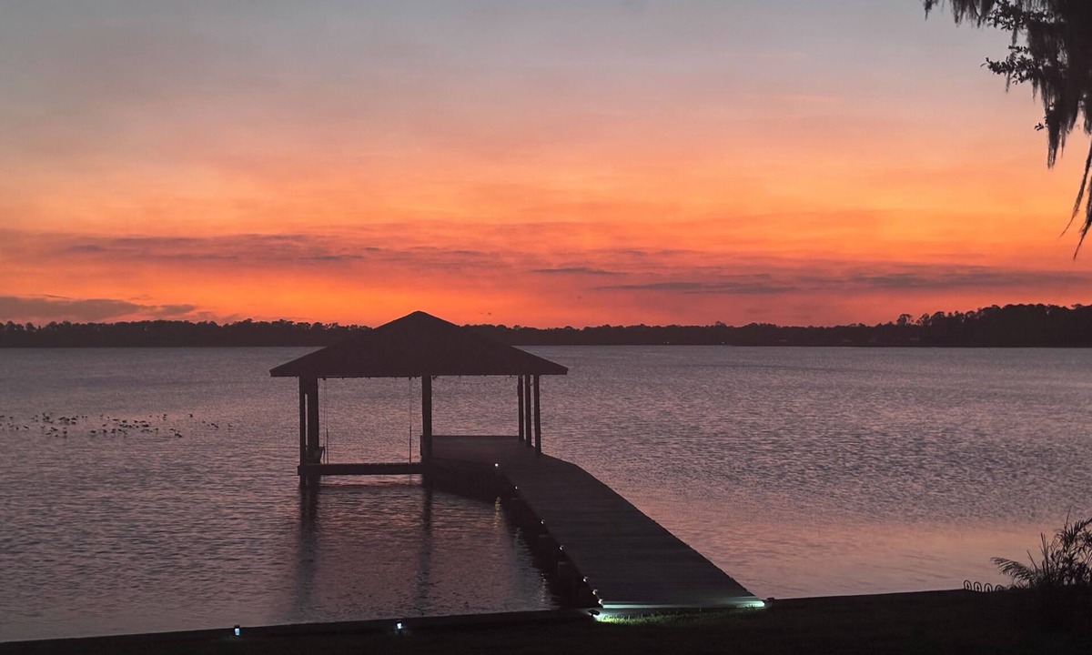 Highland House | “Premier Host ⭐ Lakefront 3BR Private Dock Stunning Sebring Escape, Golf & Races