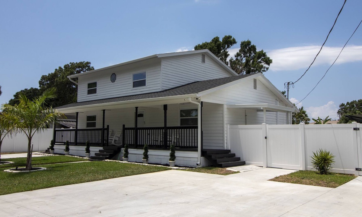 Pinecrest West Park House | Premier Property located in heart of Central Tampa Bay.