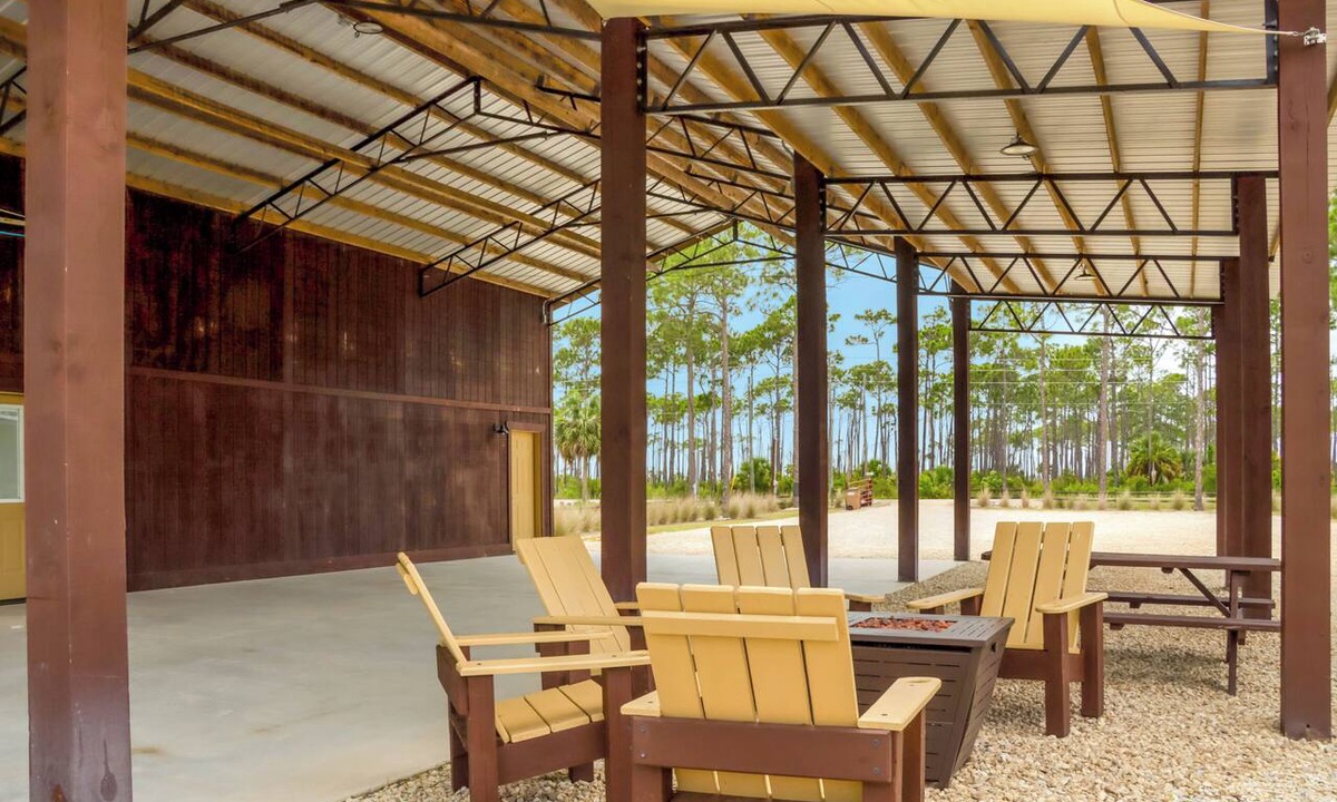 Port St. Joe RV Rental | ☀️ Private Bath - Pet Friendly - Outdoor Kitchen - Treasure Bay 🌴