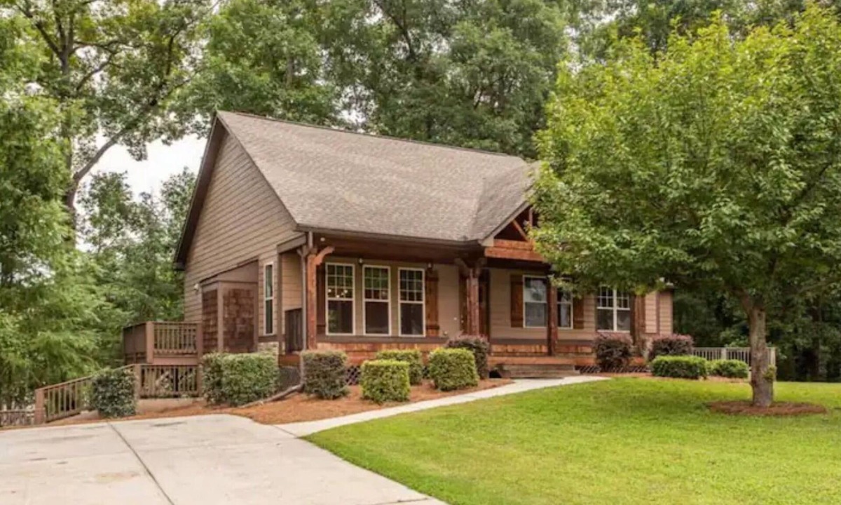 Smyrna House | Private Entry + No Shared Spaces + Near Truist Park & Midtown
