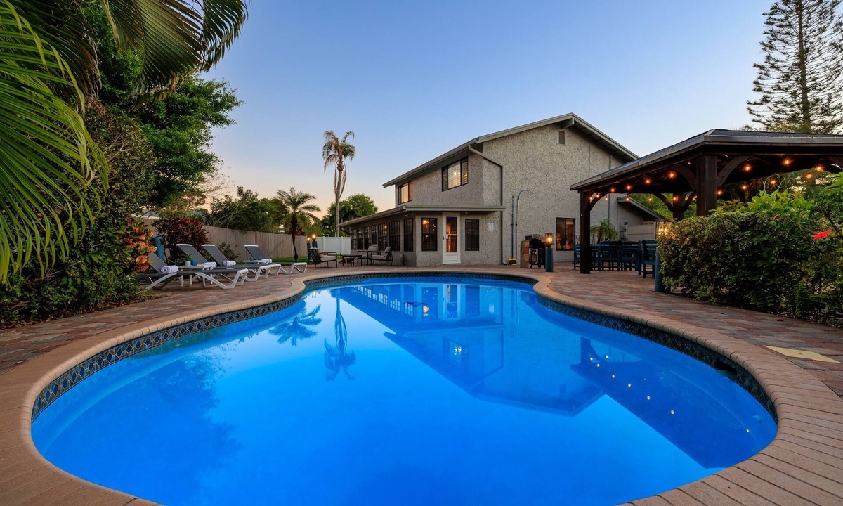 Largo House | Private Heated Pool, Game Room & Arcade, Near Gulf Beaches