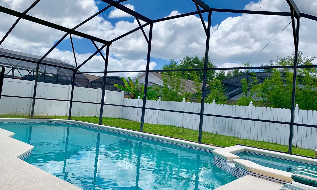 West Kissimmee House | Private pool with privacy fence Free wifi 3 miles to Disney in Indian Creek