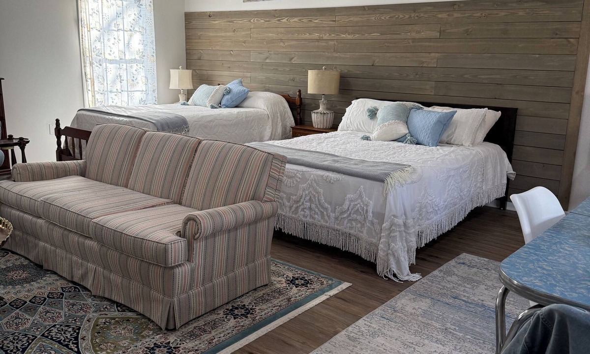 Glen Apartment | Private, rural & cozy studio apartment in charming Corinth Mississippi.