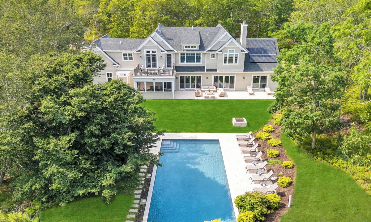 North Sea House | Private Southampton Oasis with Pool, Spa & Effortless Indoor-Outdoor Living