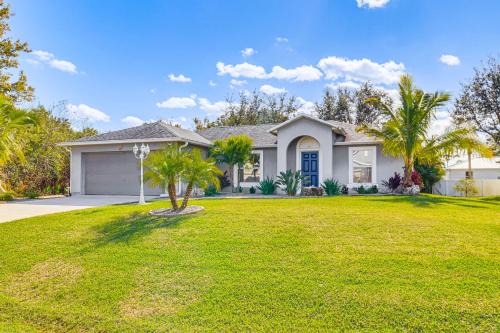 Sebastian Highlands House | Private Yard & Screened Patio: Sunny Sebastian Gem