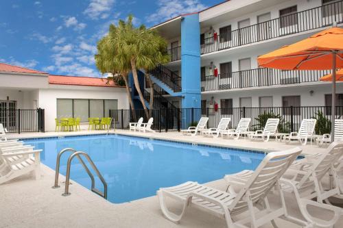 Atlantic Beach Hotel | Quality Inn Atlantic Beach-Mayo Clinic Jax Area