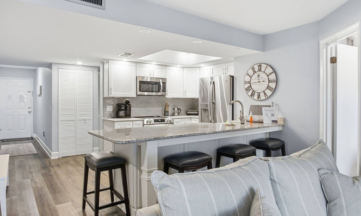 Dunnellon Condo | Rainbow River Area Waterfront Two FREE Kayaks. PLZ READ OUR EXCELLENT REVIEWS