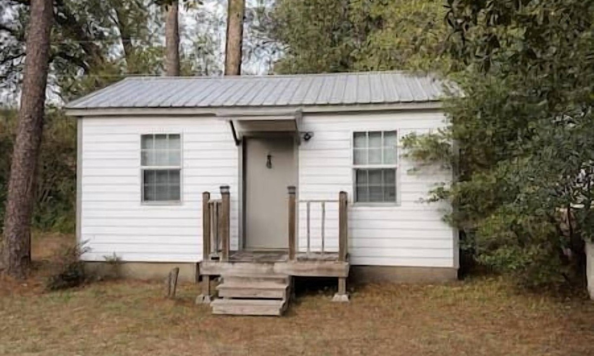 Albany House | Rawson Circle Cottage