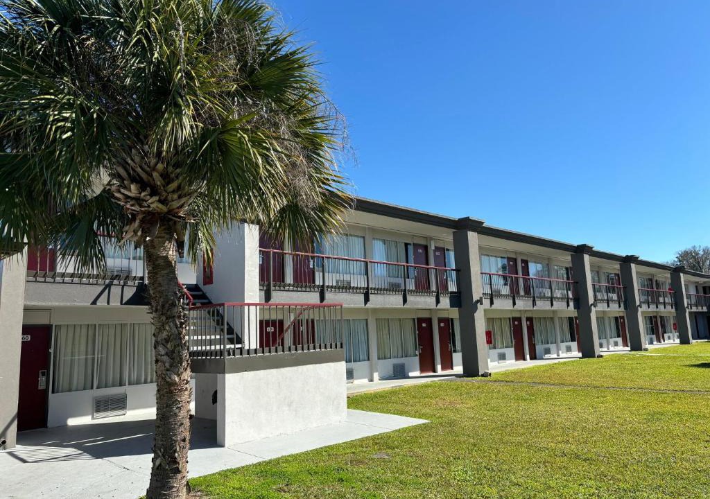 Wildwood Hotel | Red Roof Inn Wildwood, FL - The Villages