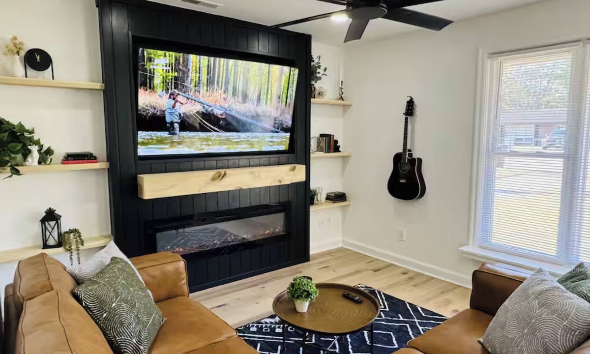 Augusta House | Redbud: Waterfront, Augusta Canal, 3BR, king bed
