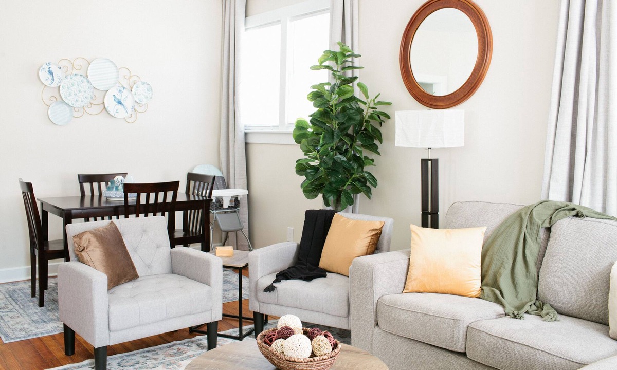 Montgomery House | Relaxing 3BR Home | Cozy Central Access Stay