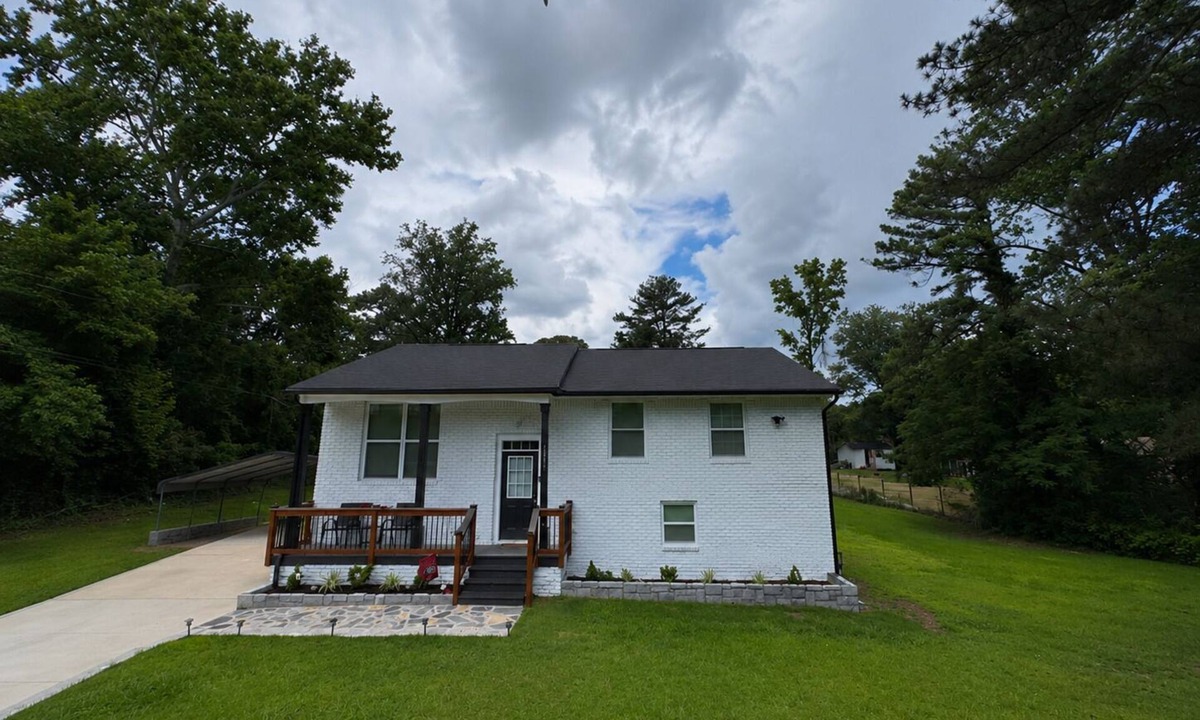 Forest Park House | Relaxing Forest Park Home Near Airport & Downtown