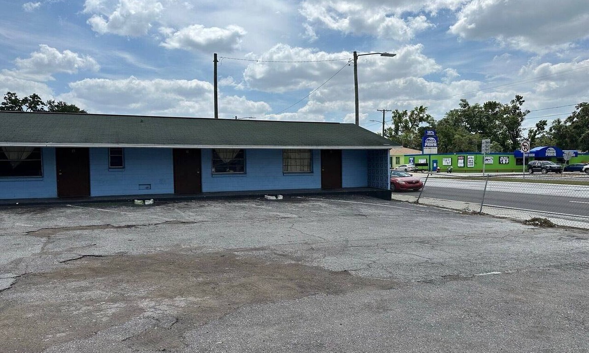 Old Seminole Heights Apartment | Relaxing King Bed | Tampa
