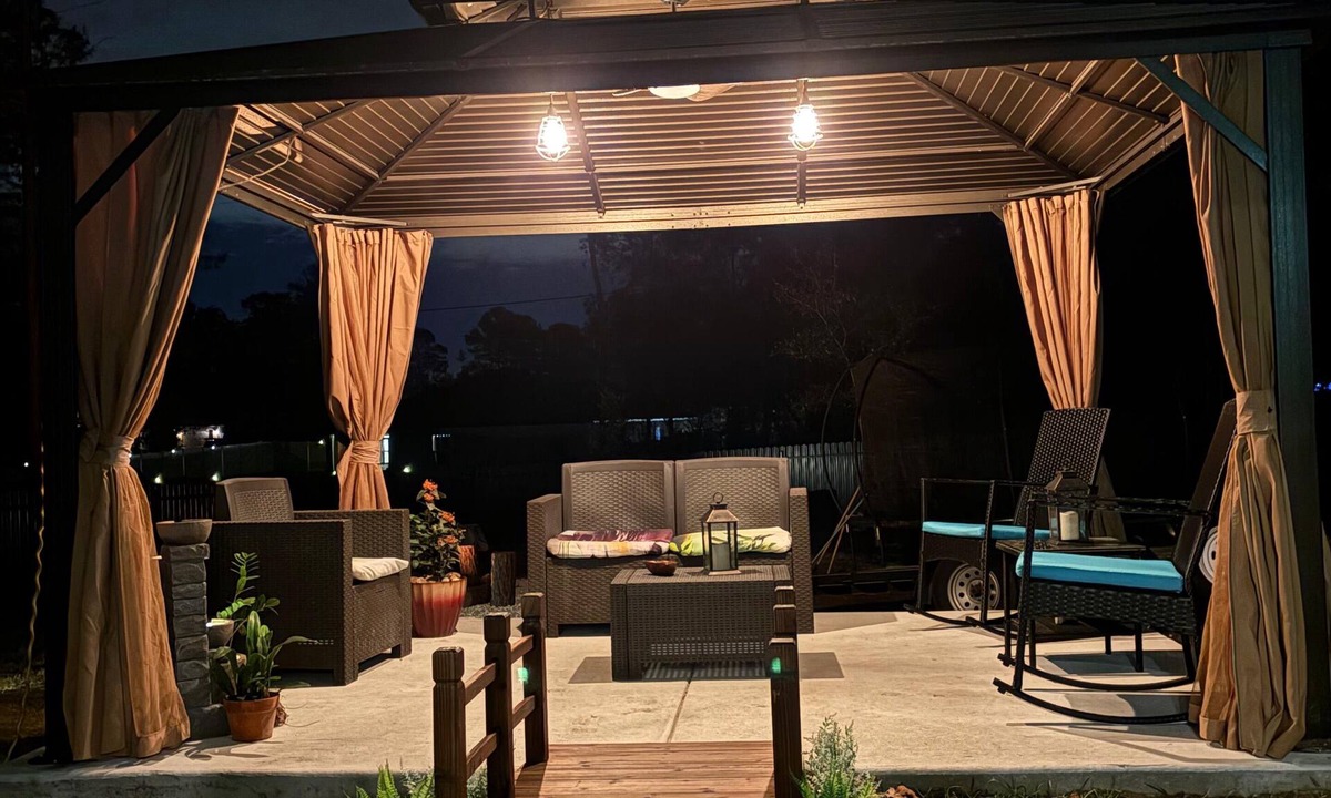 Ocala House | Relaxing Ocala Home, Pet Friendly. Near Springs and Horse Country
