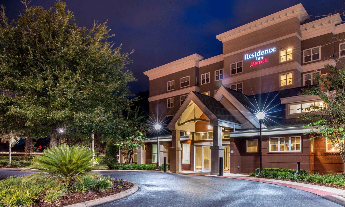 Gainesville Hotel | Residence Inn by Marriott Gainesville I-75