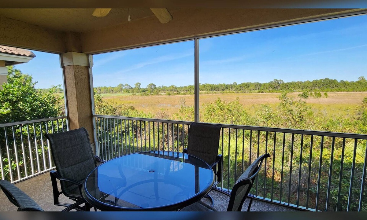 Port Saint Lucie Condo | Right Direction Rentals 1 Bedroom Villa 8270
