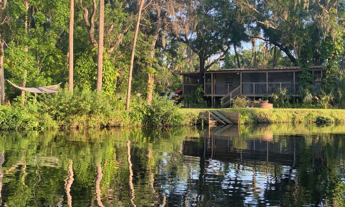 Ruskin House | Riverbend Retreat on the Little Manatee River