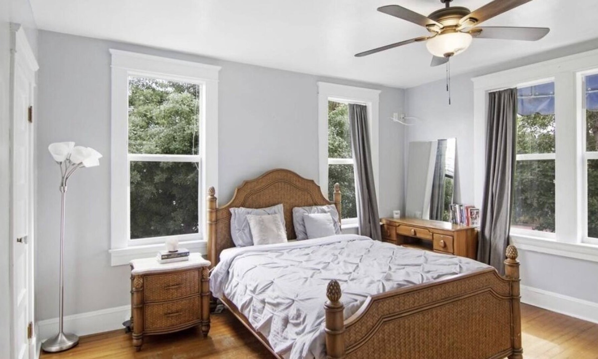 Providencia Park Cottage | Room B, right in the action of West Palm Beach!