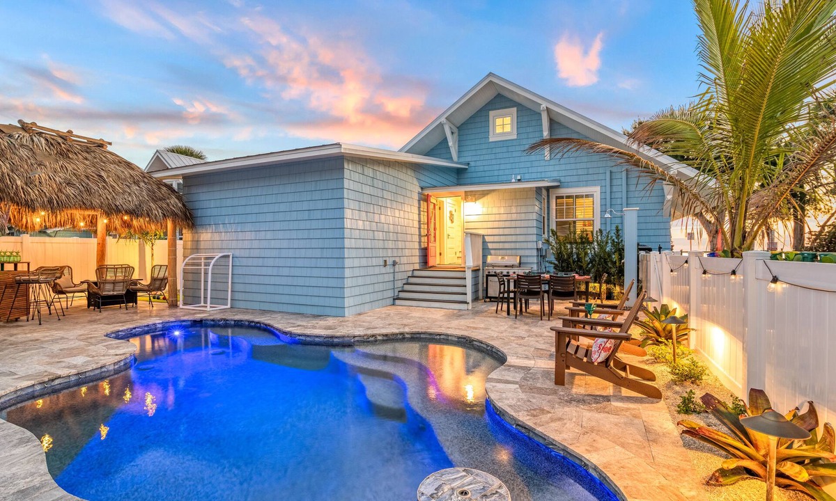 Anna Maria House | Salty Sister: Stunning Beachfront Vacation Home with Heated Pool, Steps from Anna Maria Island Beach