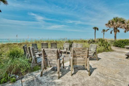 Laguna Beach Estates House | Sand Blast - Lovely Beachfront Home With Tons Of Space!