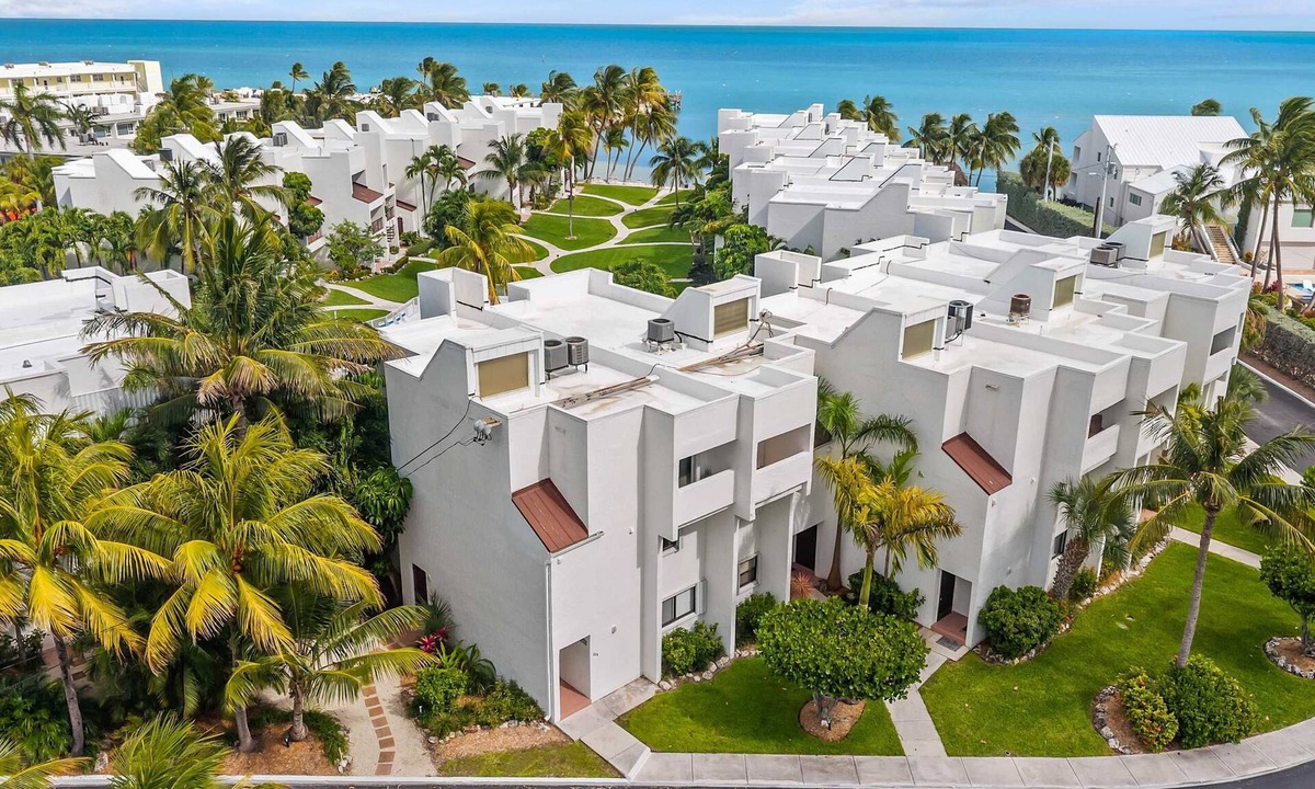 Key Colony Beach Condo | Sandbar Serenade, Private Beach, Heated Pool, Key Colony Beach