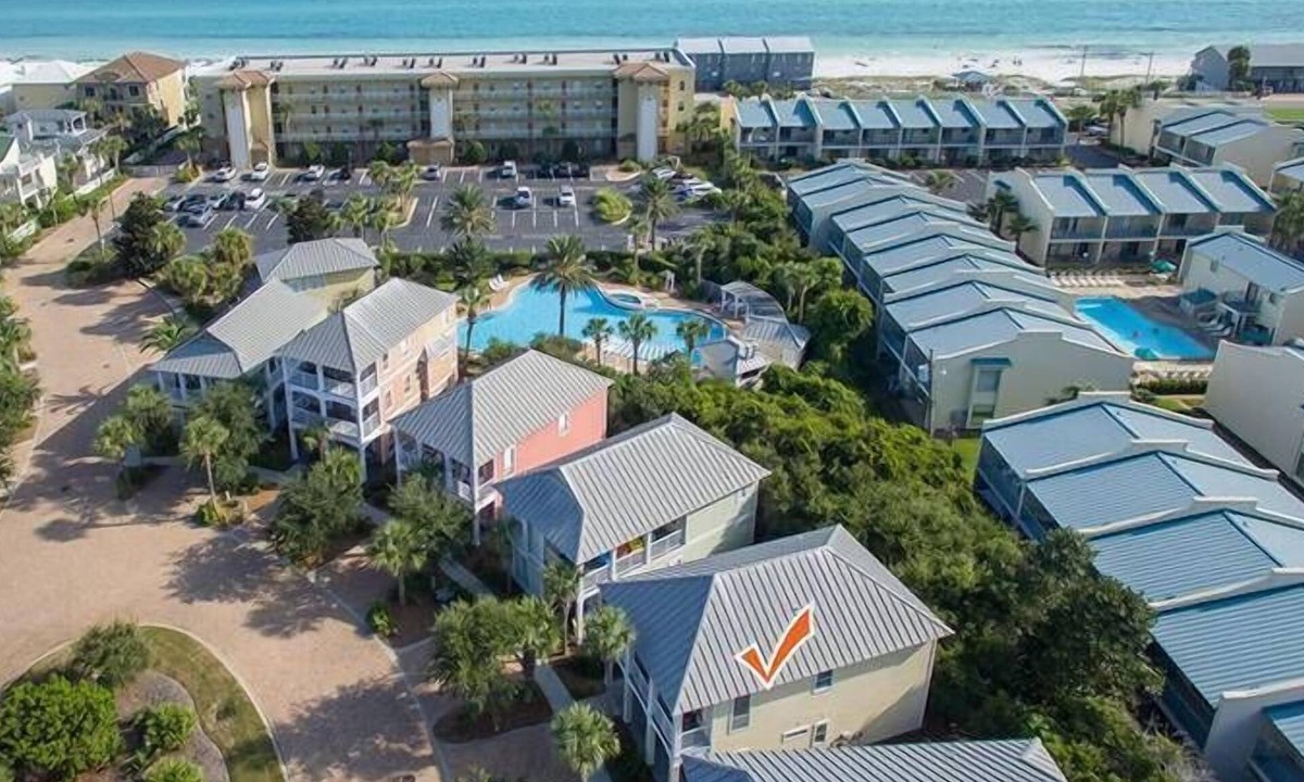Miramar Beach Cottage | Sandy Toes Gated Community*Pool*Gym*Beach Svc!