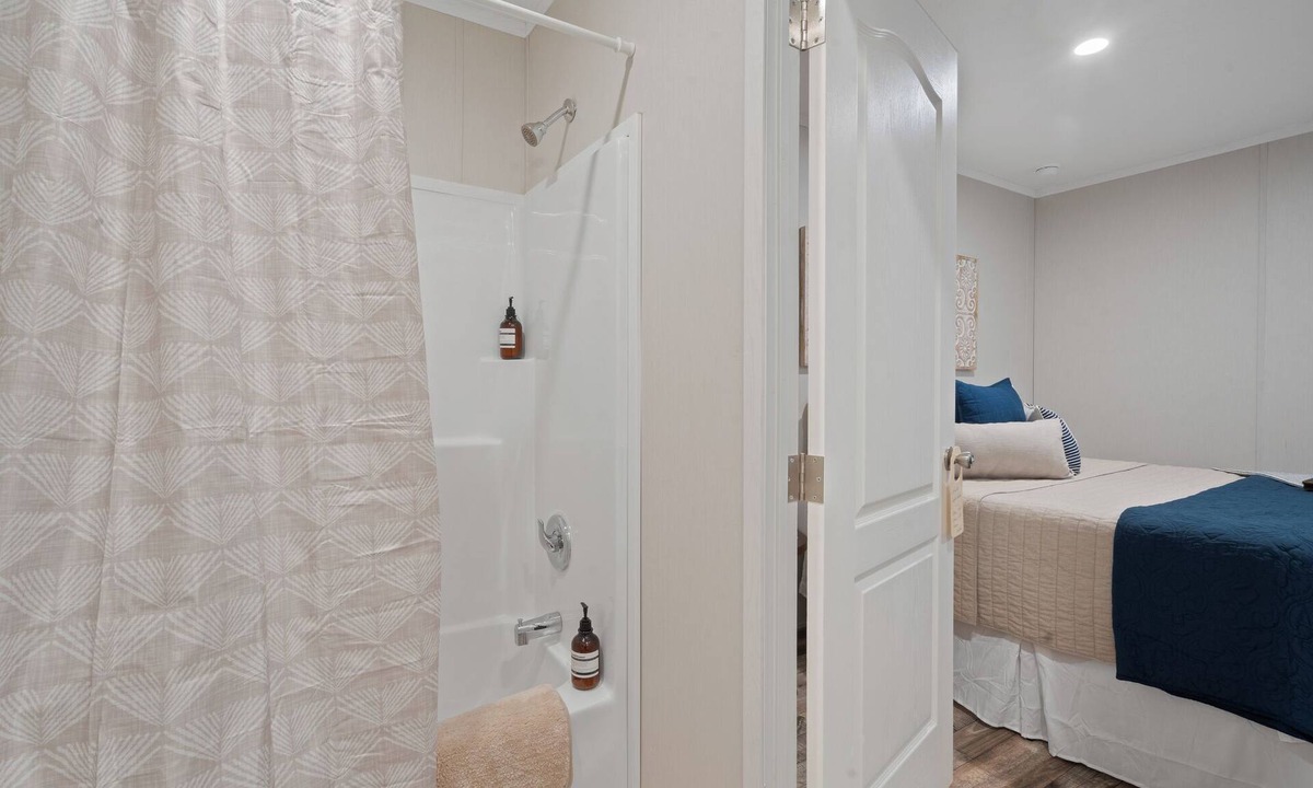Hattiesburg House | Sapphire 2BR/2Bath Module Cottage at Blue Hollow
