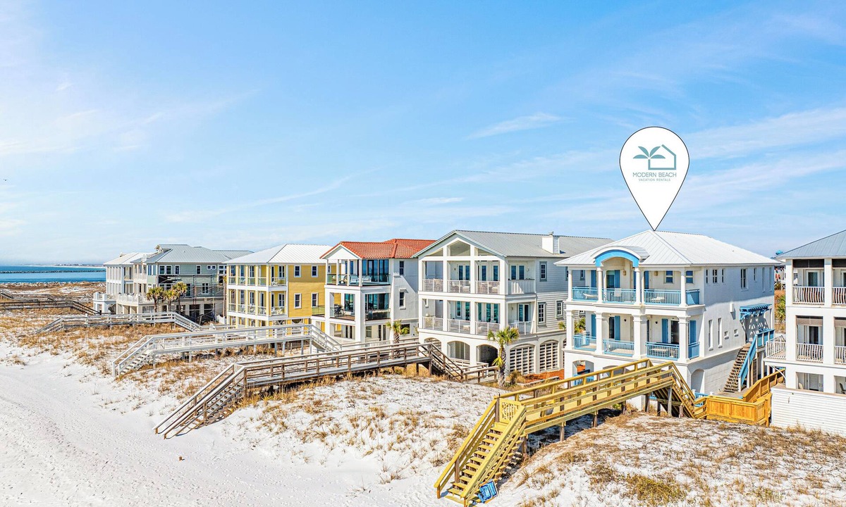 Holiday Isle House | Sawlty Dawg! Gulf Front, Private Beach, Free Beach Srvc & Jaw-dropping Views