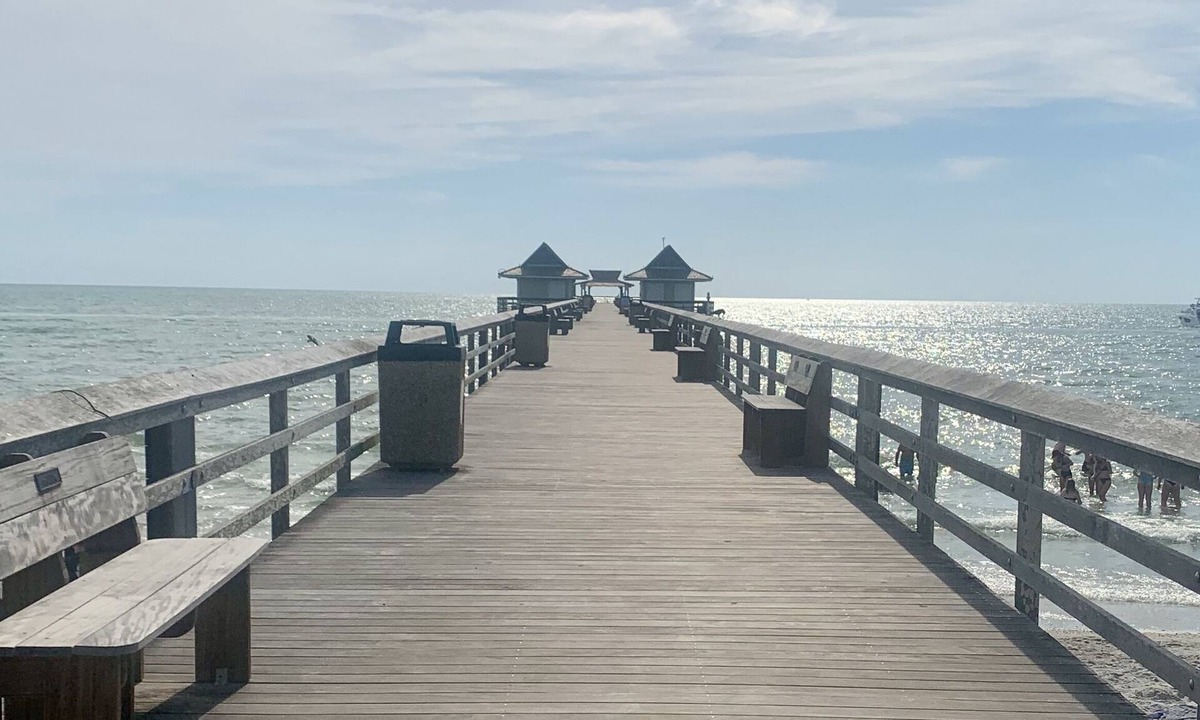 Naples Villa | Sea Shell Villa 1