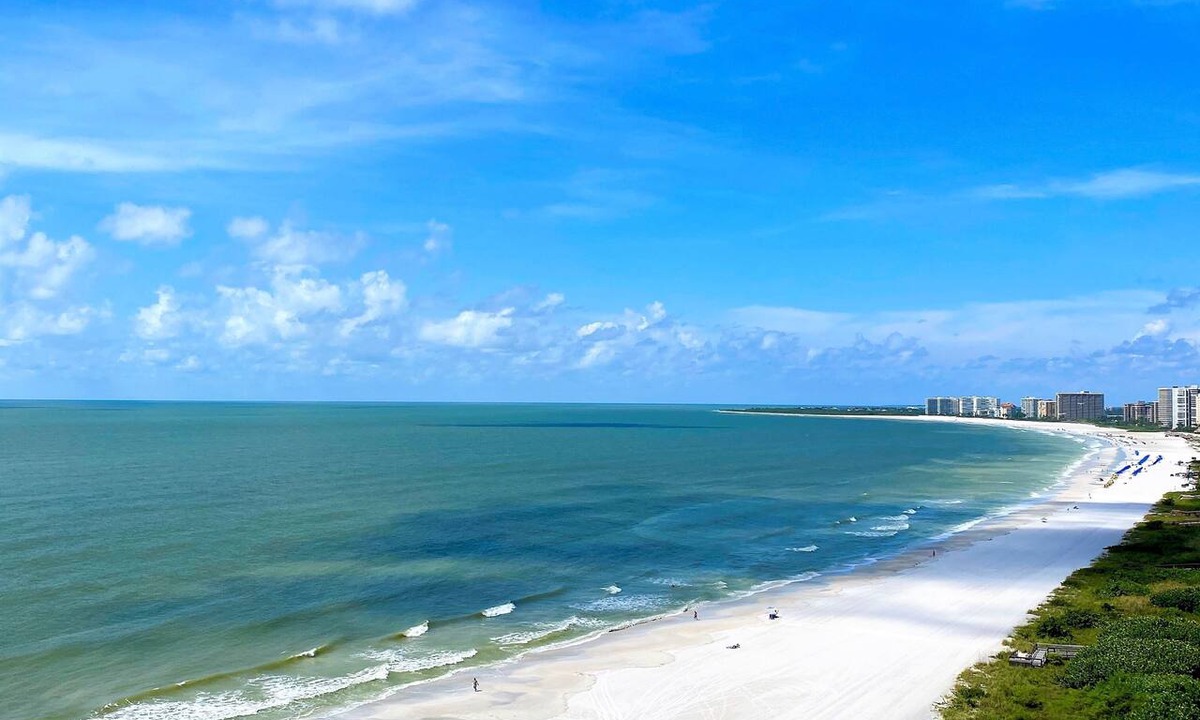 Marco Island Condo | Sea Winds 1506: Amazing Views from Corner unit condo!