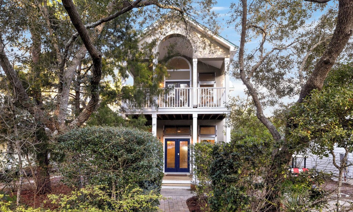 White's Gulfview House | Seacrest Home + Near Beach, King Beds & Bikes