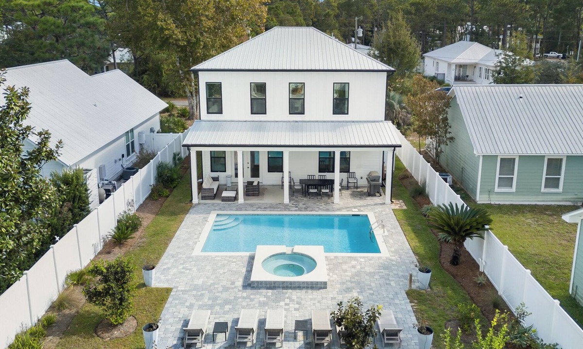 San Juan House | Seagrove Beach - Private Pool + Spa - Bikes