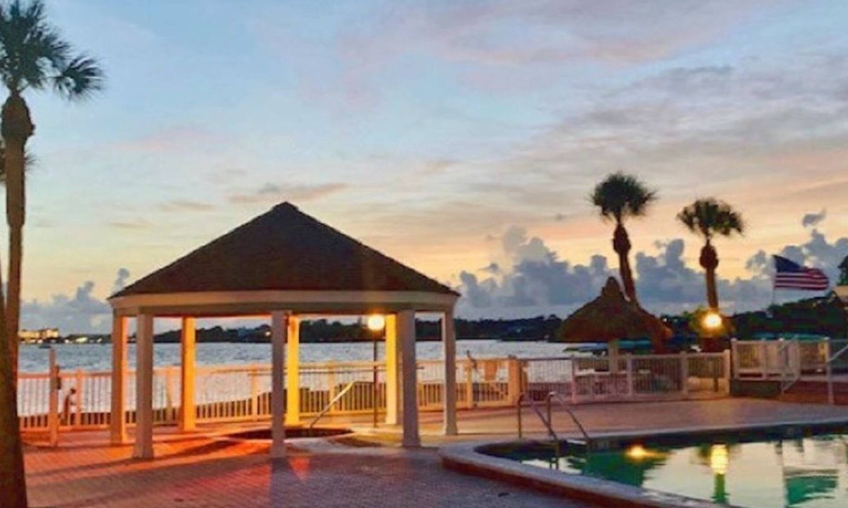 Bayview Condo | "Seas the Day" with your Private Beach