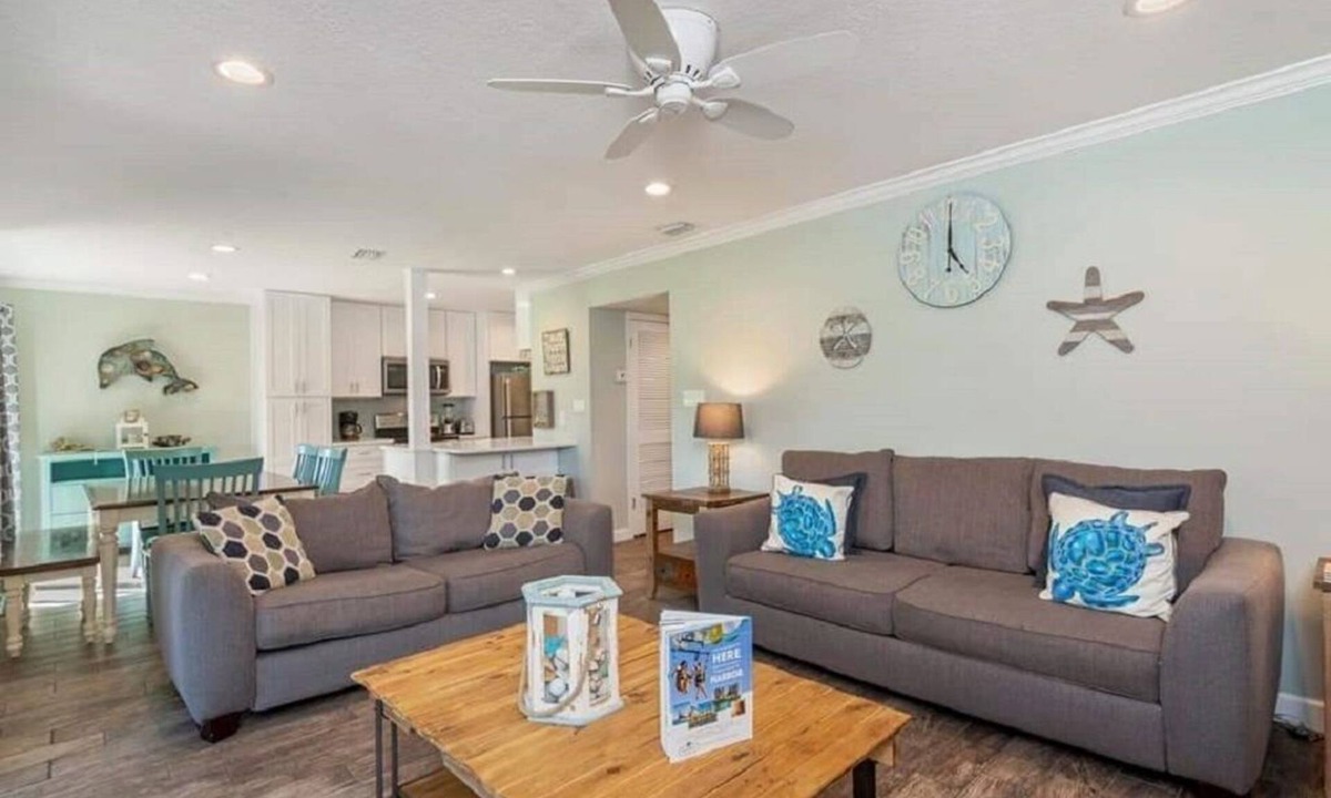 Miramar Beach Villa | Seascape Golf Villa ▪︎ Walk to Beach & Pools