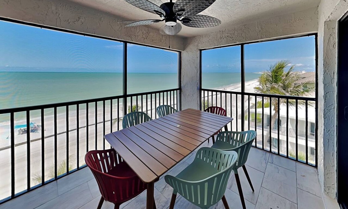 Mid Island Condo | Seaside 510 | Newly Updated, Top-floor Corner Condo w/Gulf Views