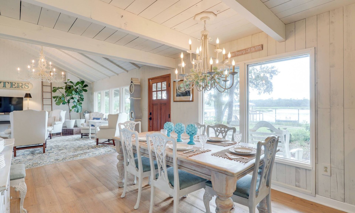 Fernandina Beach Cottage | Secluded Birders Paradise: Fishing Dock & Fire Pit