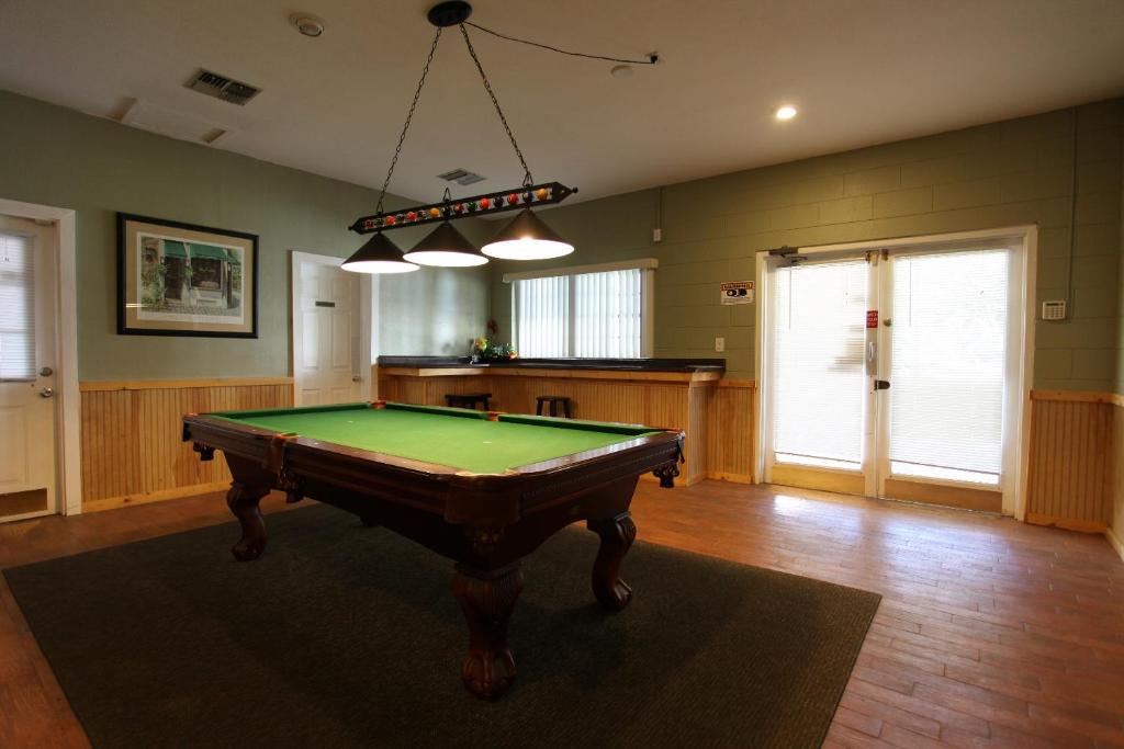 Kissimmee Resort | Sherwood Forest Cottage 6