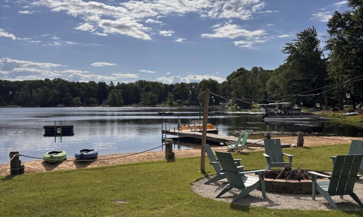 Grand Junction House | Shore Haven: Near South Haven | Private Beach, Kayaks & Summer Lake Days