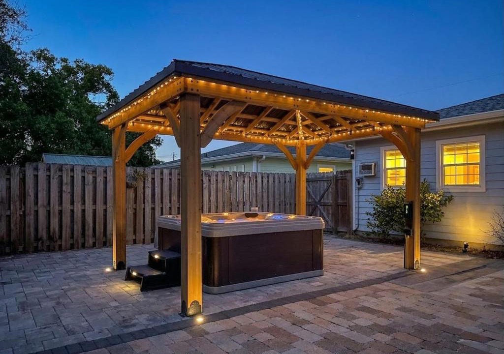 Ridge Wood Heights House | Siesta Key Paradise