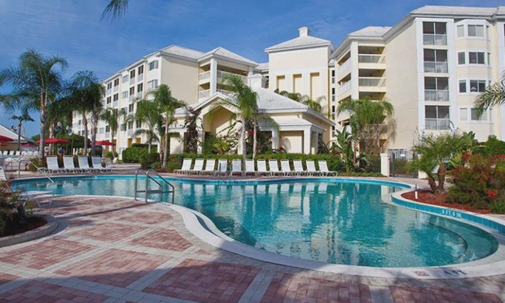Florida Central Atlantic Coast Condo | Silver Lake Resort - 2BR Suite/Sleeps 6 - SUNDAY Check-in