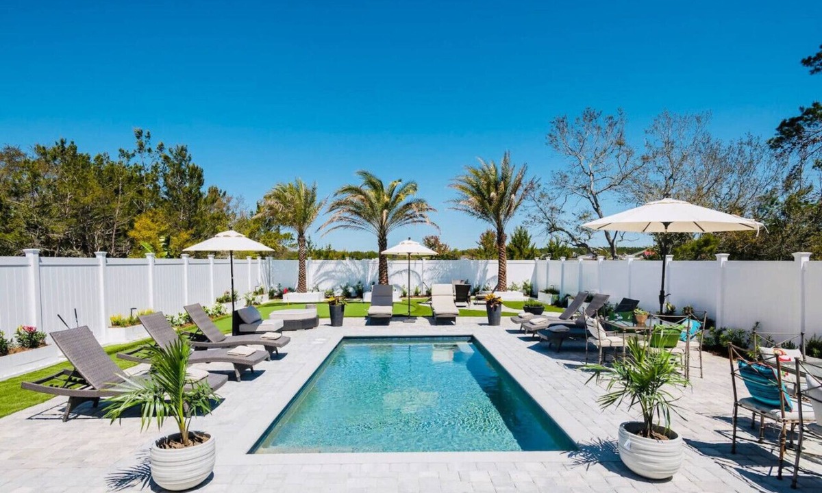 West Panama City Beach House | Sleeps 15 lux Vacation Backyard paradise. 3 min to Beach heated pool