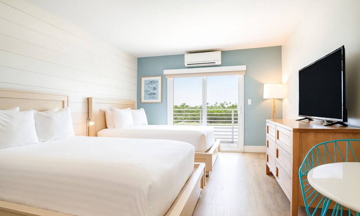 Islamorada Apartment | Snorkeling & Kayaking Resort! Seaside Villa, Patio, Breakfast, Pool, Parking!