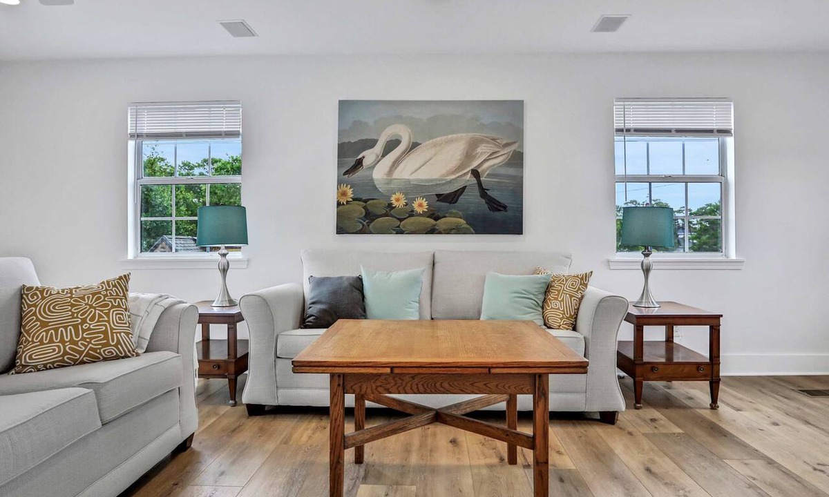 Gulfview Heights House | Snowbird-friendly home near the beach with large yard for dogs, boats, trailers