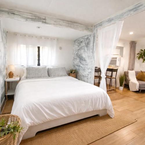 Naples Other | Social Distanсing Approved Nature Getaway!