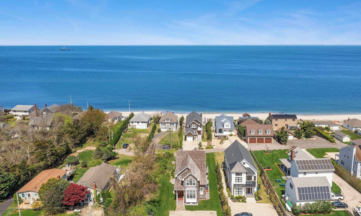 Northville House | Sound-view Shingle Home in Jamesport, Walk to Iron Pier Beach