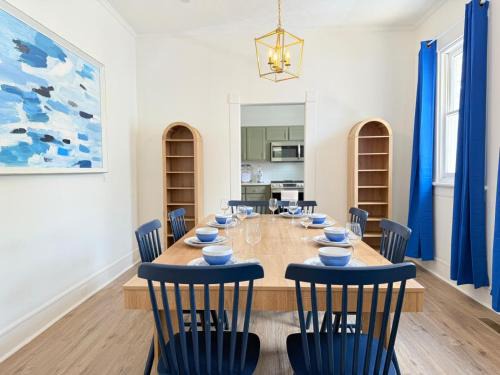 Columbus House | Spacious 4BR Home Pool and Comfort