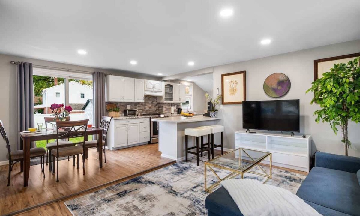 Teaneck House | Spacious 4BR w Parking, mins to NYC