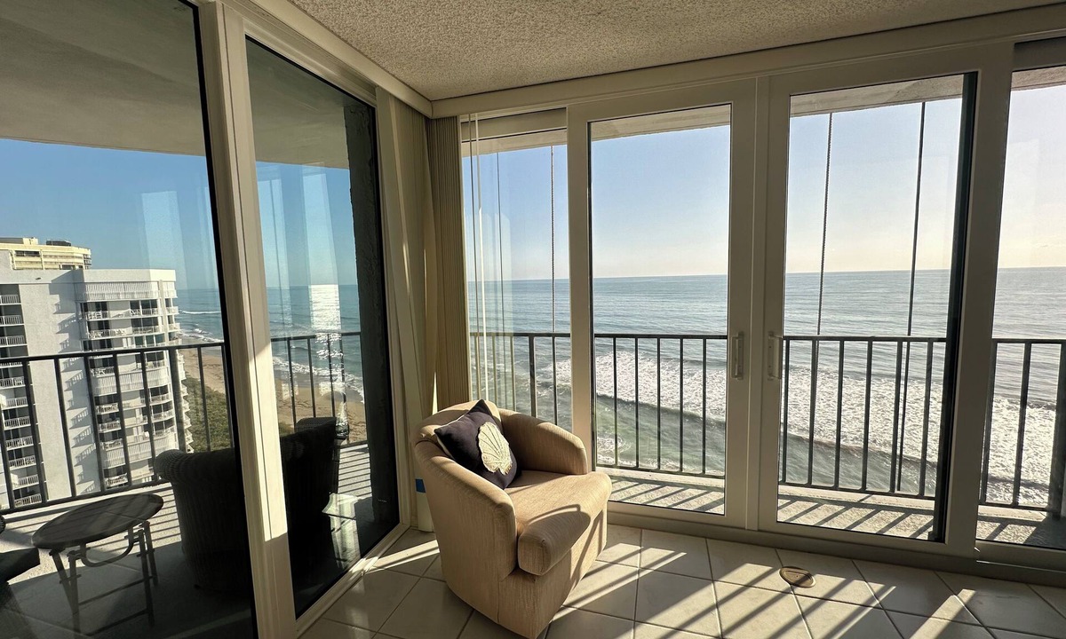 Hutchinson Island South Condo | Spacious Luxury 2-bd 2-ba Ocean Front Condo, in tranquil Hutchinson Island