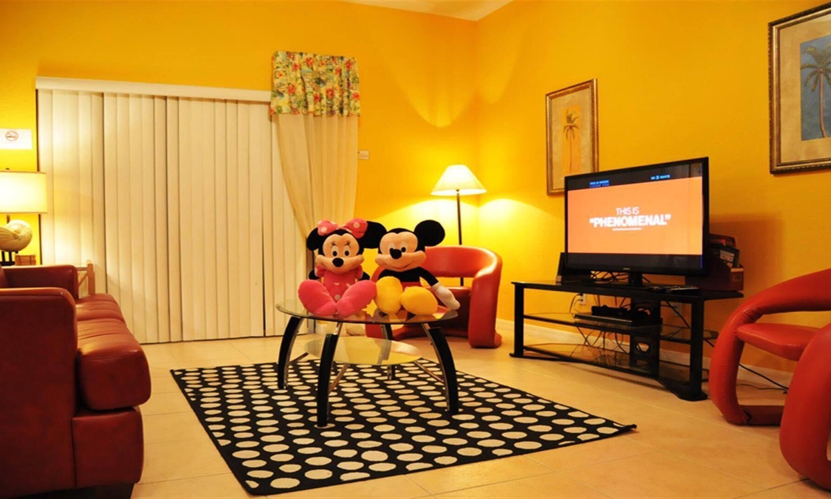 Kissimmee House | Spacious Townhouse w Private Hot Tub - Close to Disney!!